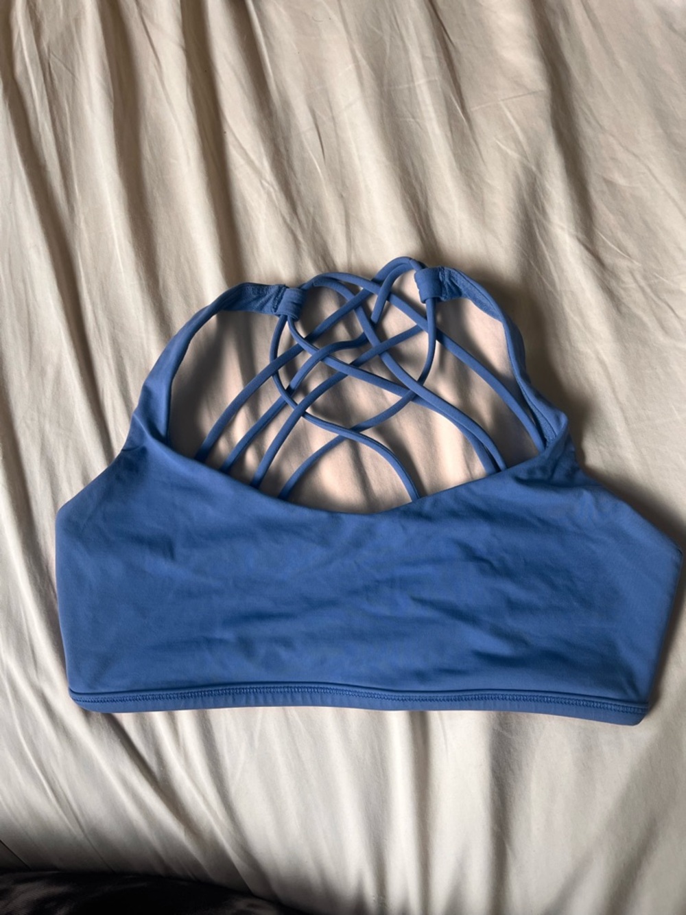 Lululemon Free to Be Wild Blue Strappy Sports Bra size 8